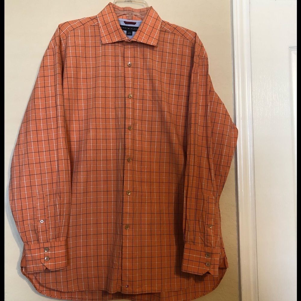 Tommy Hilfiger bottom down dress shirt lar…